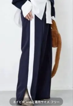 エブリデイアイライク　23SS サイドラインバギートラックパンツ紺のサムネイル