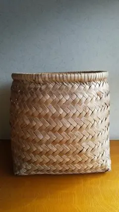 背負竹かご　昭和 アンティーク籠　竹籠　しょいかご　古道具　古民具　レトロ