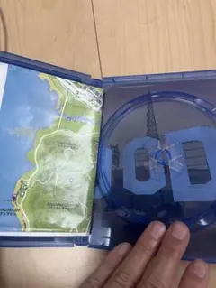 PS4 GTA5 ケース、マップのみの出品です。