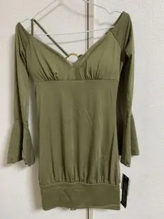 オフショルダー ミニワンピース 長袖