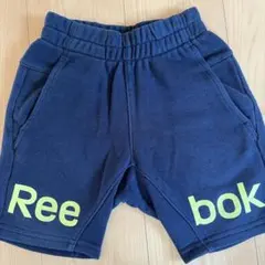 Reebok ネイビー ハーフパンツ