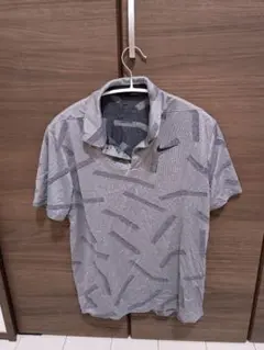 Nike 幾何学模様 グレー ポロシャツ