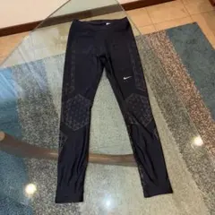 Nike Dri-FIT ブラックタイツ Sサイズ