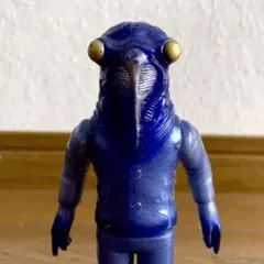 セミ人間　ウルトラマン　ポリ人形　フィギュア　レア　昭和　レトロ　昔　希少　珍 セミ人間 ウルトラマン ポリ人形 フィギュア レア 昭和 レトロ