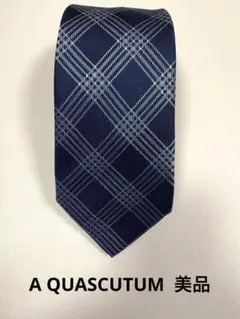 A QUASCUTUM ネクタイ　美品