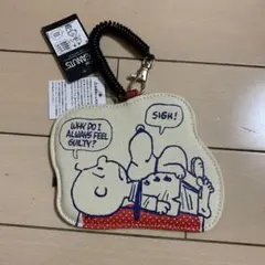 スヌーピー　ダイカットパスケース　チャーリー ブラウン