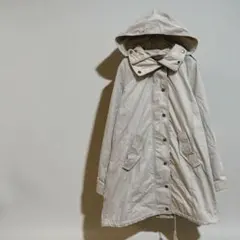 ◇ミディアムコート ベージュ 金ボタン×ジッパー カジュアル 使いやすい