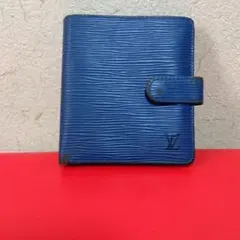 Louis Vuitton エピレザー 二つ折り財布 青