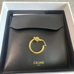 【美品】CELINE ノット スモールフープ ピアス 片耳用 ゴールドのサムネイル