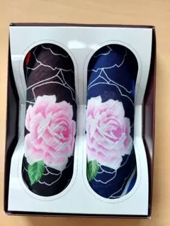#新品【箱入り】薔薇模様のハンカチ2枚組