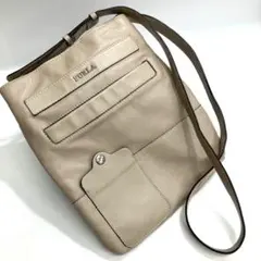 フルラ レザー ショルダーバッグ クリーム色