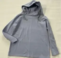 ドゥクラッセ　フード付き パーカー