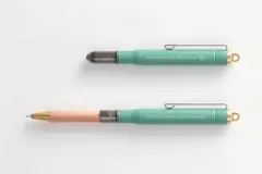 トラベラーズノート　ブラスボールペン　限定カラー ファクトリーグリーン　新品のサムネイル