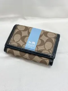 【美品・正規品】COACH コーチ シグネチャー 二つ折り財布のサムネイル