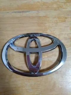 トヨタ純正 エンブレム