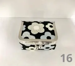 がま口ボックス　小　ブラック系花柄　ハンドメイド