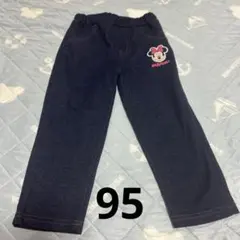 Item thumbnail for item ec5b1323-9258-4f2c-b618-6184d2e186bc