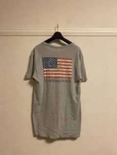 VネックグレーT FLSインターナショナル学校グッズ