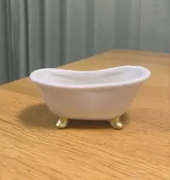 猫足ミニチュアバスタブ　オブジェ　置物 ナチュラルキッチン　シルバニア