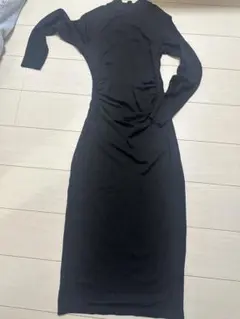 黒ワンピース ロングワンピース