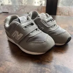 New Balance 996 グレー ベルクロスニーカー