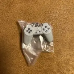 プレステ　PlayStation ミニチュアチャーム　食玩　コントローラー