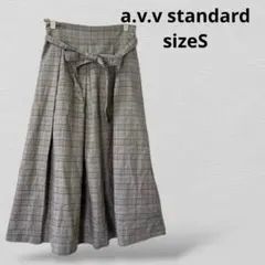 a.v.v standardアーヴェヴェ　リボン付チェックフレアスカート　グレーのサムネイル
