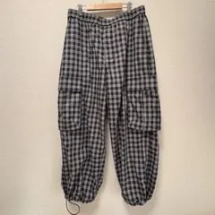 Beams カーゴパンツ