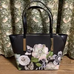 TED BAKER フラワーパールジュエリー　 レザー　トートバッグ 黒のサムネイル