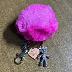 イニシャルA ピンクファー キーホルダー ボンボンチャーム クマ 熊 くま