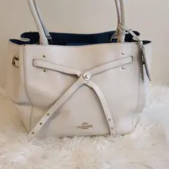コーチ　ハンドバッグ　ショルダーバッグ　白　レザー