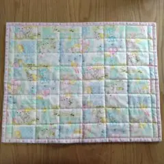 キルトマット　カフェマット　42×53cm　手縫い　ハローベイビーハンドメイド