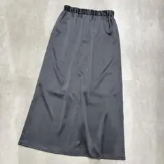 SLOBEIENAグレー ロングスカート ウエストゴム バックスリット サテンのサムネイル