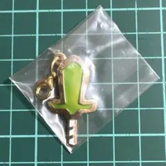 ツイステ シルバー キャンディ メタルチャーム