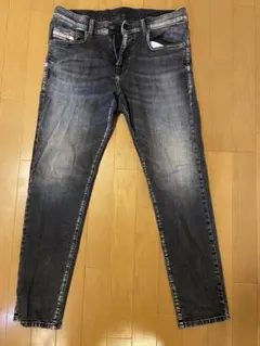 DIESEL 2019 D-STRUKT-R スキニーデニム 31