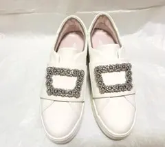 【未使用】プラスダイアナのビジュー付きホワイトスニーカー25.5㎝