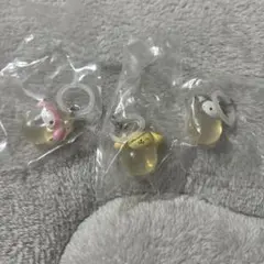 サンリオ　なりきりオイスター　めじるしアクセサリー