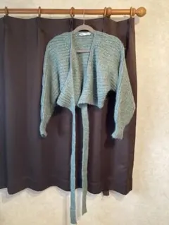 ZARA 美品カシュクールショート丈 セーター S