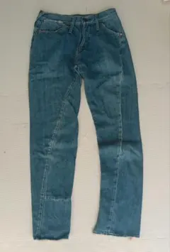 LevisREDリーバイスレッドねじれ立体裁断デニムイタリア製レディース