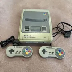 ジャンク品Nintendo Super Famicom本体コントローラー2個付き