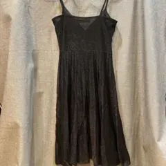 ★ZARA キャミソールワンピース 黒とラメ★