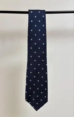 Kiton ネクタイ ブラウンストライプ & ネイビー柄