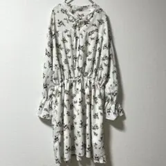 【美品】 RAY CASSIN FAVORI 花柄ワンピース F 長袖 小花柄のサムネイル