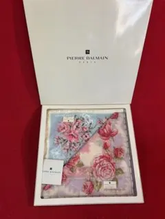 【PIERRE BALMAIN 花柄ハンカチ】