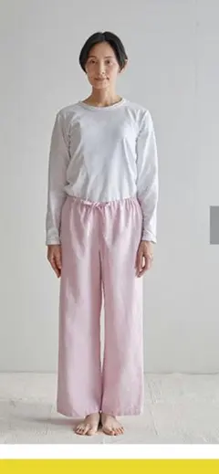 れ*ん様 fog linen work ピンク イージー ワイドパンツ 美品のサムネイル