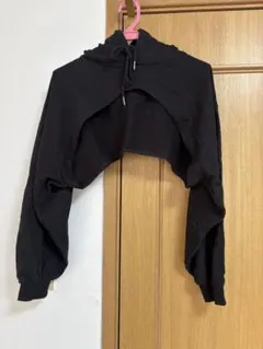 ブラック クロップドフードパーカー