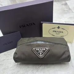 ✨美品✨PRADA プラダ　ポケットティッシュケース　三角ロゴプレート　カーキ