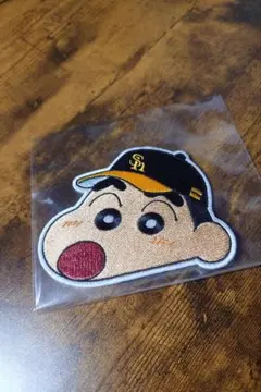 非売品　福岡ソフトバンクホークス　クレヨンしんちゃん　ワッペン