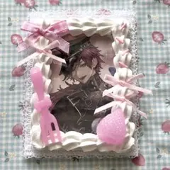 【WD-100】ホイップデコ トレカケース B8 ピンク 量産型 いちご リボン