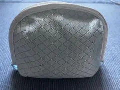 ライトブルー キルティング ポーチのサムネイル